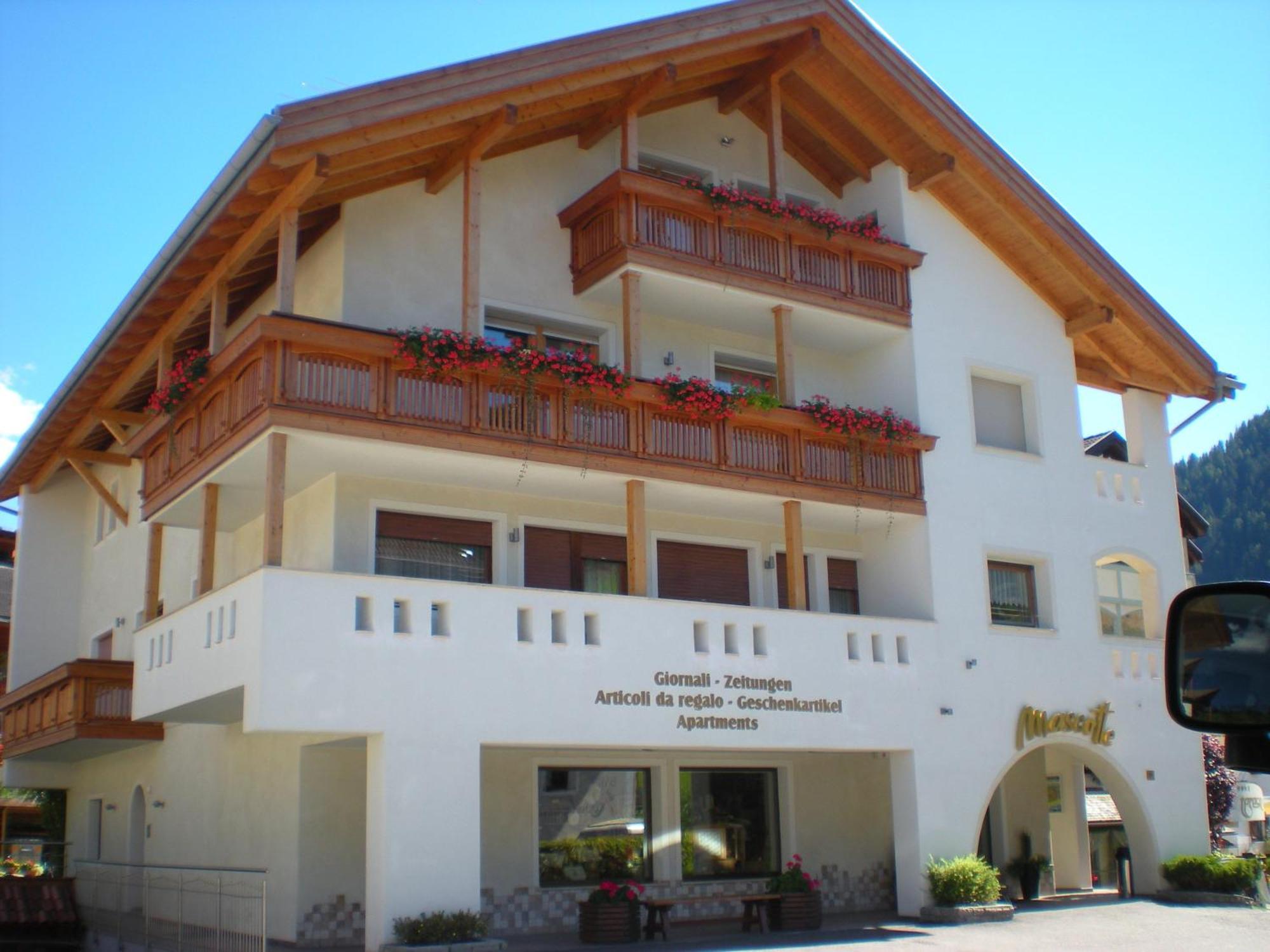Ciasa Mascotte Apartment San Vigilio Di Marebbe Luaran gambar