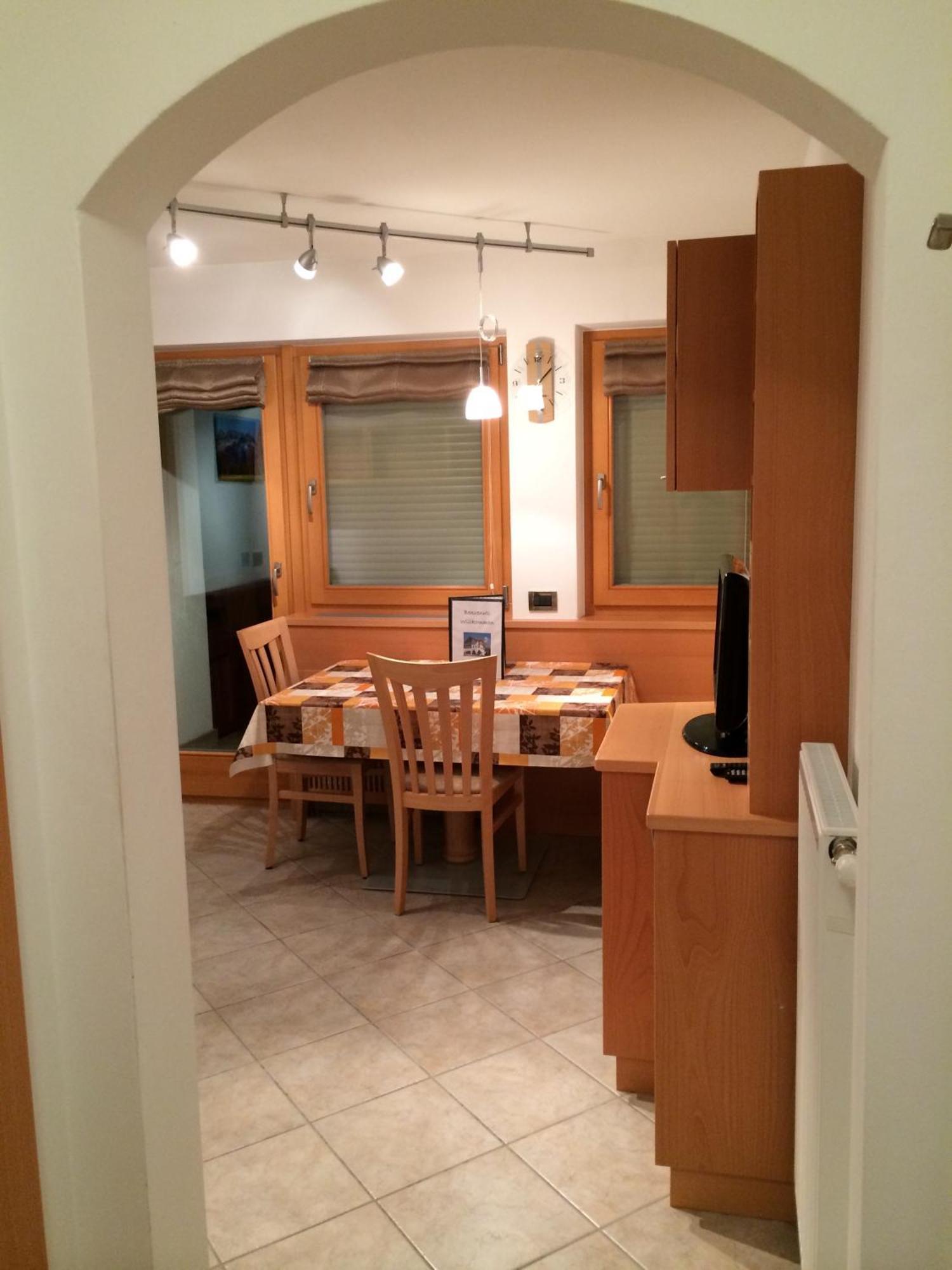 Ciasa Mascotte Apartment San Vigilio Di Marebbe Bilik gambar